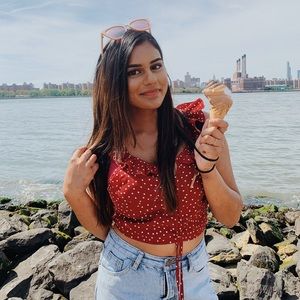 Meet your Posher, Keya